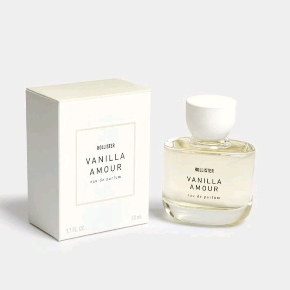 Hollister Vanilla Amour Eau de Parfum - White and Cream